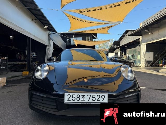 Porsche 911 911 (992) 2020 года - вид 2