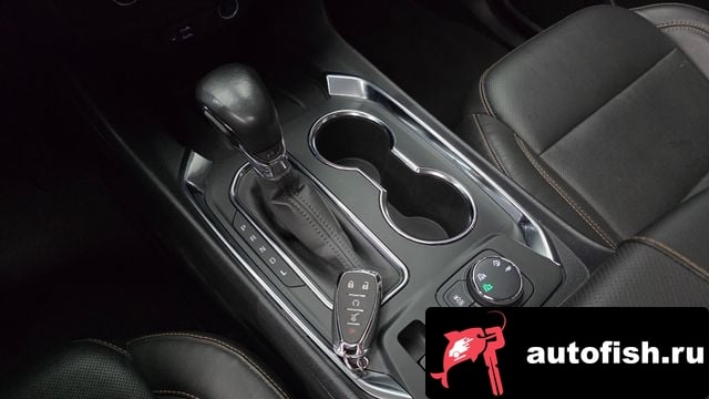 Chevrolet (GM Daewoo) Traverse Traverse 2021 года - похожие автомобили