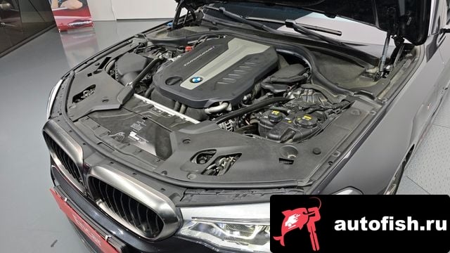 BMW 5-Series 5 Series (G30) 2018 года - вид 6