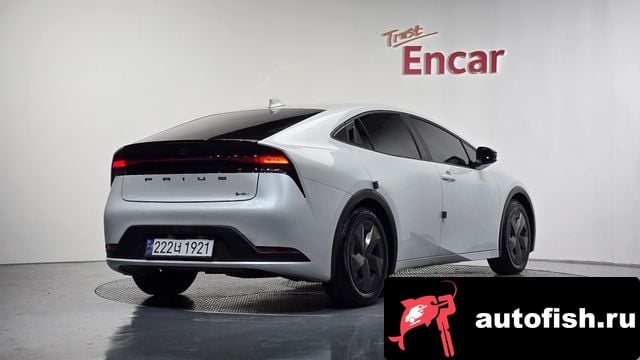 Toyota Prius Prius 5th Generation 2024 года - вид 2
