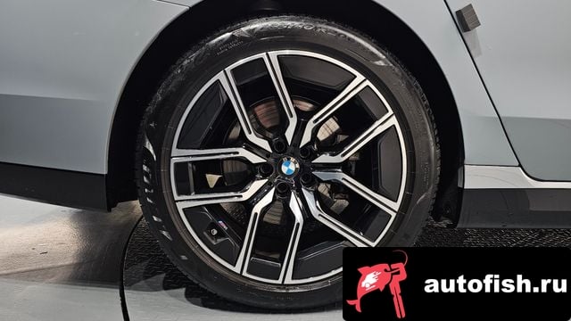 BMW 7-Series 7 Series (G70) 2023 года - вид 4