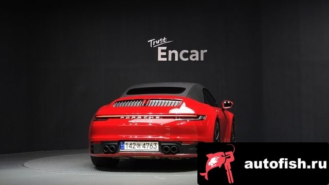 Porsche 911 911 (992) 2020 года - вид 4