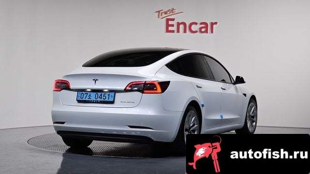 Tesla Model 3 Model 3 2022 года - вид 2