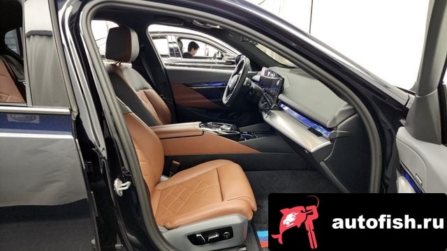 BMW 5-Series 5 Series (G60) 2024 года - вид 11