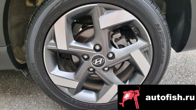 Hyundai Venue Venue 2021 года - похожие автомобили