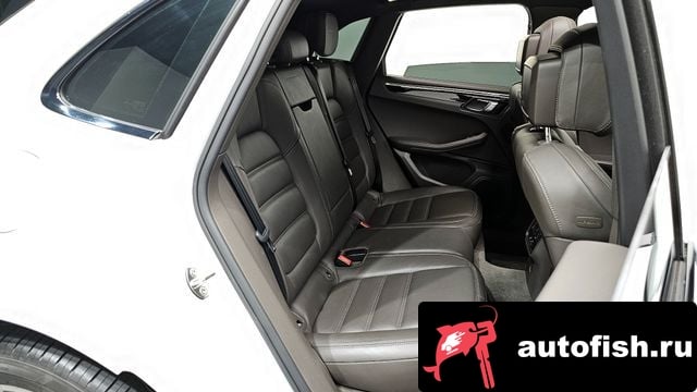 Porsche Macan Macan 2018 года - похожие автомобили