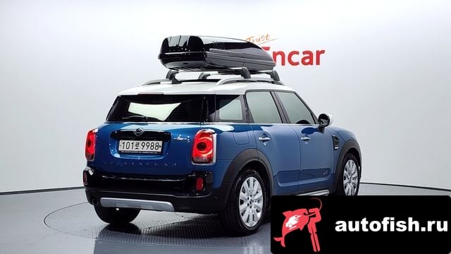 Mini Countryman Cooper D Country Man 2020 года - вид 2