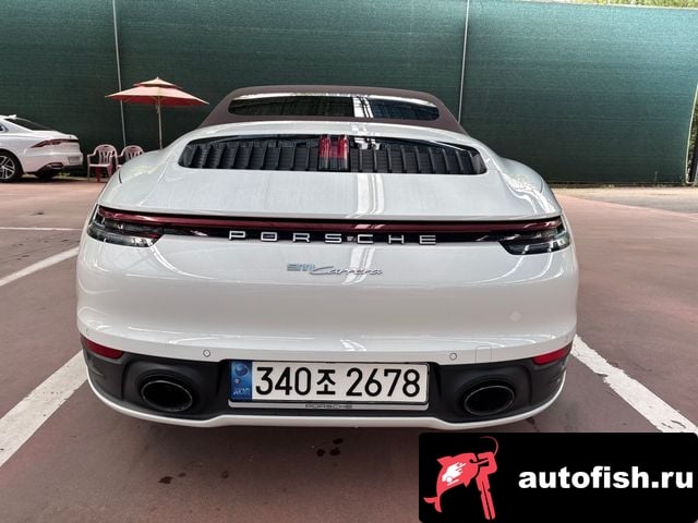 Porsche 911 911 (992) 2021 года - вид 4