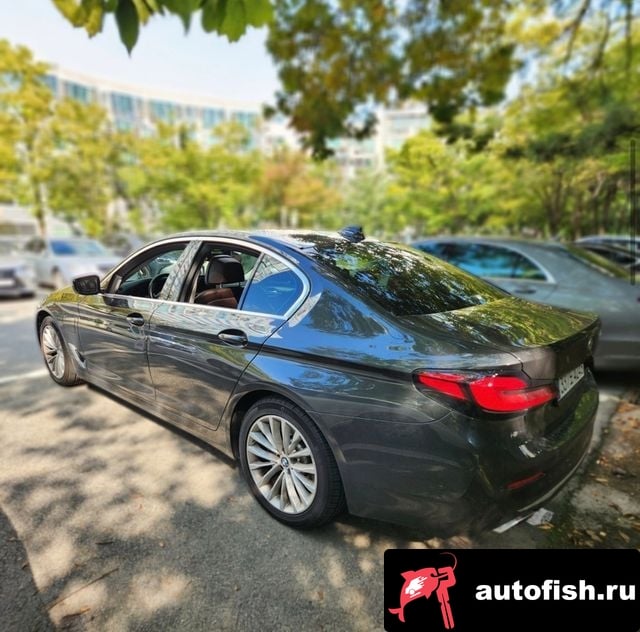 BMW 5-Series 5 Series (G30) 2020 года - вид 6