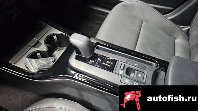 Toyota Prius Prius 5th Generation 2023 года - вид 9