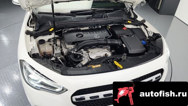 Mercedes-Benz GLA-Class GLA - Class H247 2021 года - вид 6