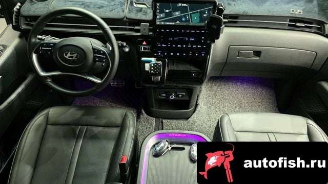 Hyundai Staria Staria 2024 года - похожие автомобили