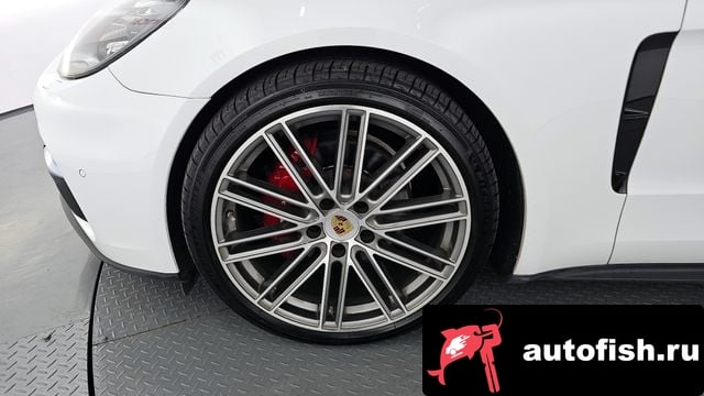 Porsche Panamera Panamera (971) 2018 года - вид 5