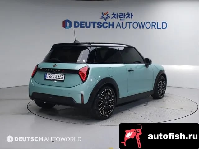 Mini Cooper Cooper S 4th Generation 2024 года - вид 3