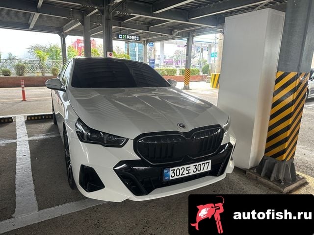 BMW 5-Series 5 Series (G60) 2025 года - вид 1