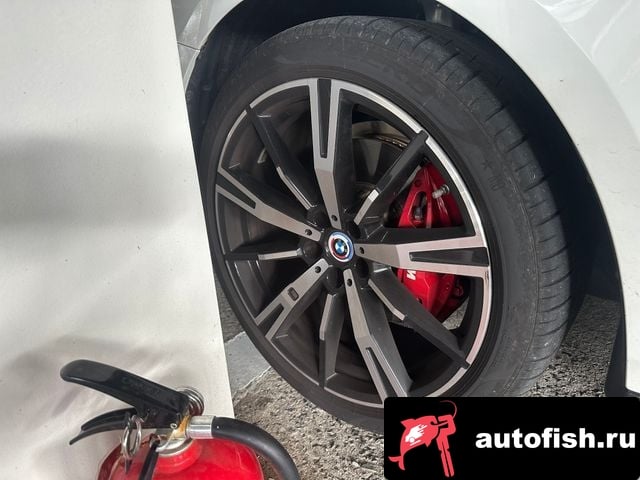 BMW 5-Series 5 Series (G60) 2025 года - похожие автомобили