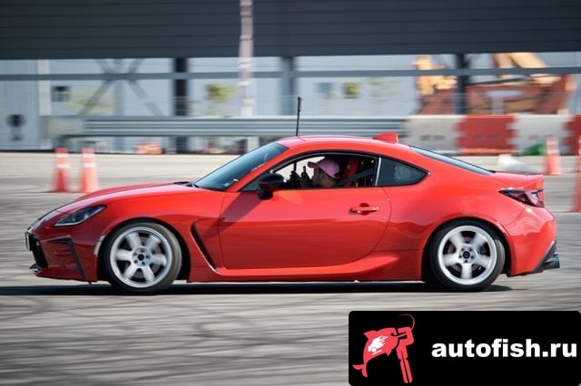 Toyota 86 GR86 2024 года - вид 10