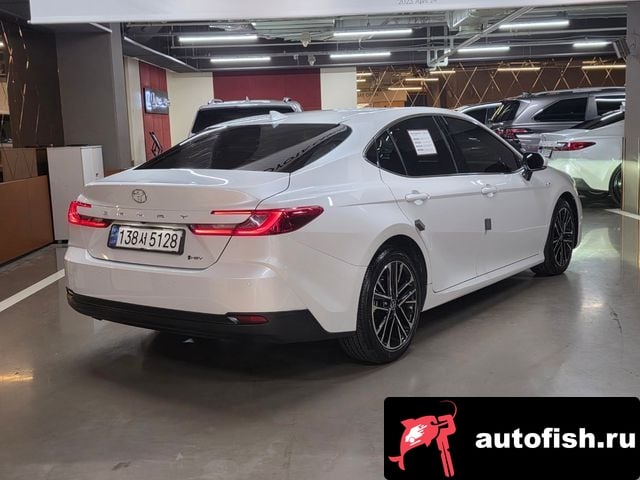 Toyota Camry Camry (XV80) 2025 года - вид 3