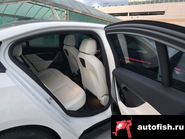 BMW 5-Series 5 Series (G60) 2025 года - вид 8