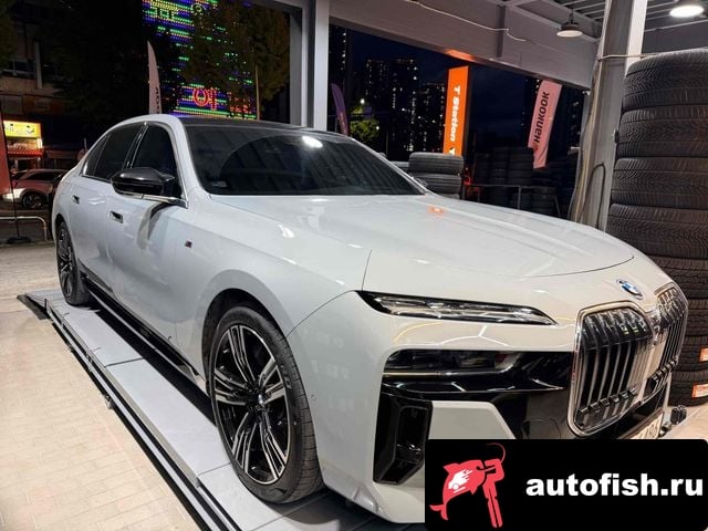 BMW 7-Series 7 Series (G70) 2023 года - вид 3