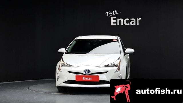 Toyota Prius Prius 4th Generation 2016 года - вид 3