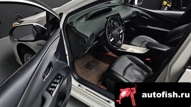 Toyota Prius Prius 4th Generation 2016 года - вид 11