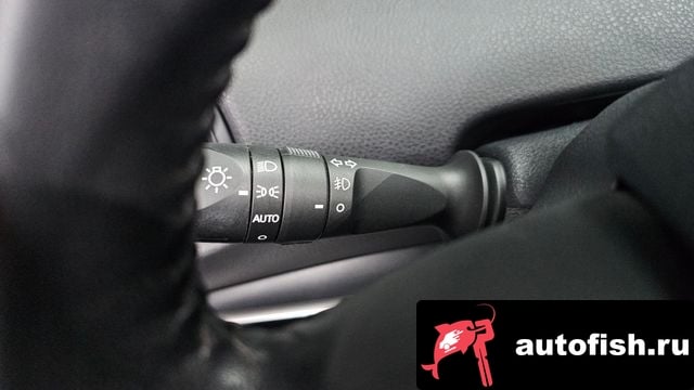 Toyota Prius Prius 4th Generation 2016 года - вид 18