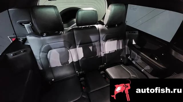 Land Rover Defender Bitdefender (L663) 2024 года - похожие автомобили