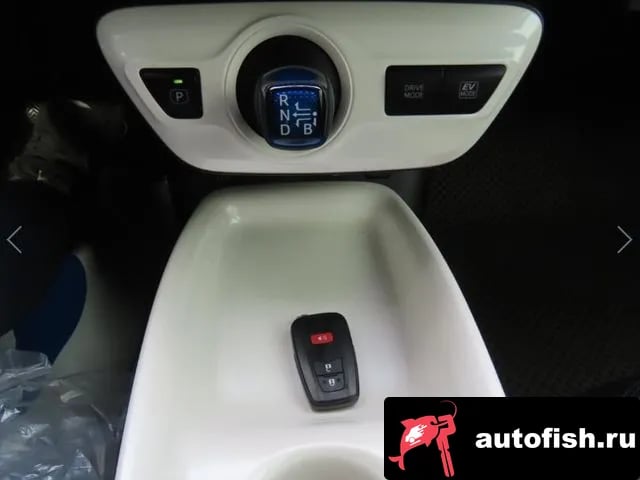 Toyota Prius Prius 4th Generation 2016 года - вид 14