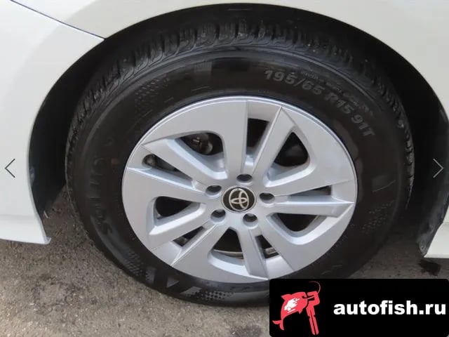 Toyota Prius Prius 4th Generation 2016 года - вид 19