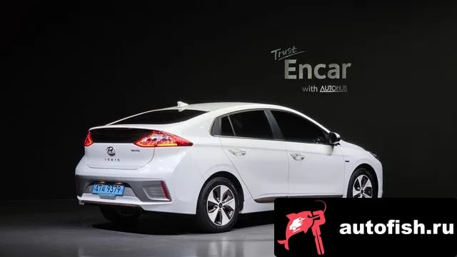 Hyundai Ioniq Ionic Electric 2017 года - вид 2