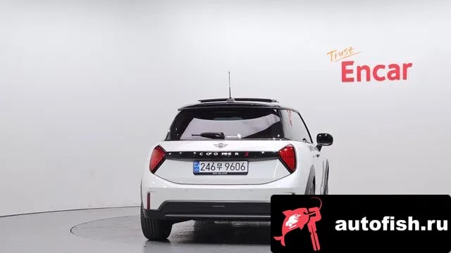 Mini Cooper Cooper S 4th Generation 2025 года - вид 4