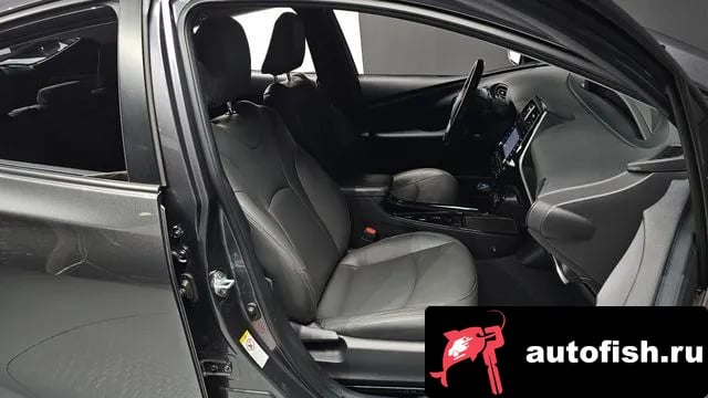 Toyota Prius Prius 4th Generation 2019 года - вид 10