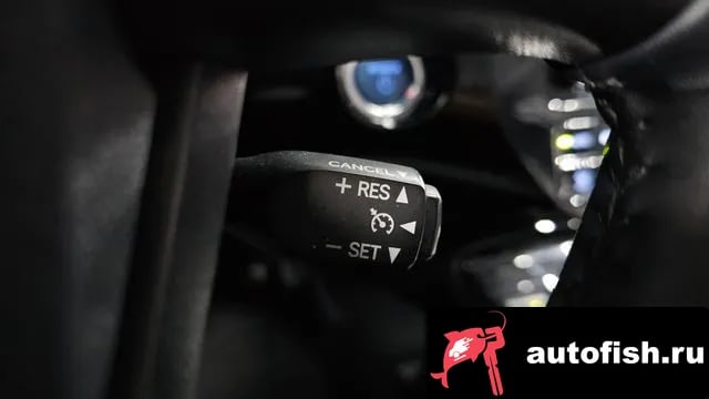 Toyota Prius Prius 4th Generation 2019 года - вид 19