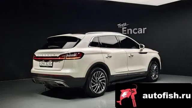 Lincoln Nautilus Nautilus First generation 2019 года - вид 2