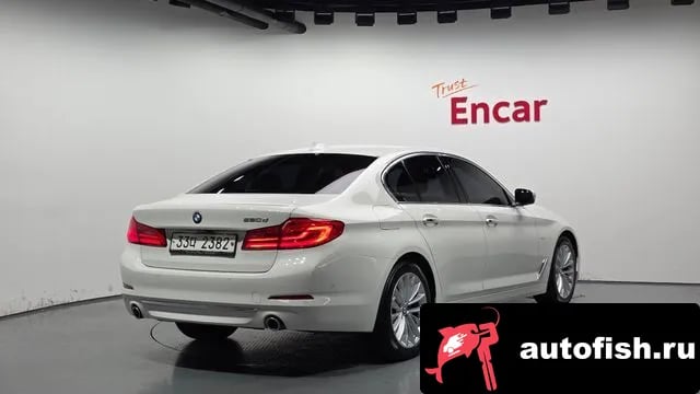 BMW 5-Series 5 Series (G30) 2018 года - вид 2