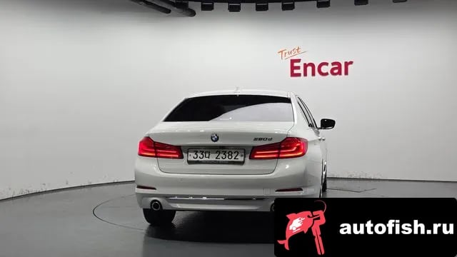 BMW 5-Series 5 Series (G30) 2018 года - вид 4