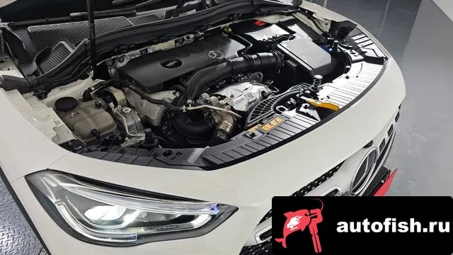 Mercedes-Benz GLA-Class GLA - Class H247 2023 года - вид 6