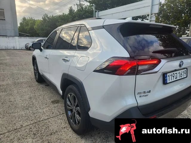 Toyota RAV4 RAV4 5th Generation 2024 года - вид 13