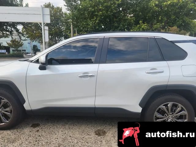 Toyota RAV4 RAV4 5th Generation 2024 года - похожие автомобили