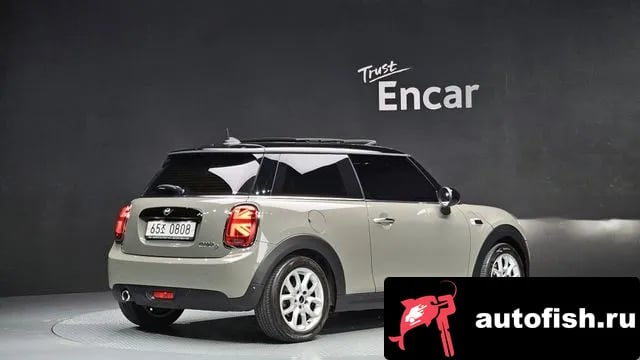 Mini Cooper Cooper D 2019 года - вид 2