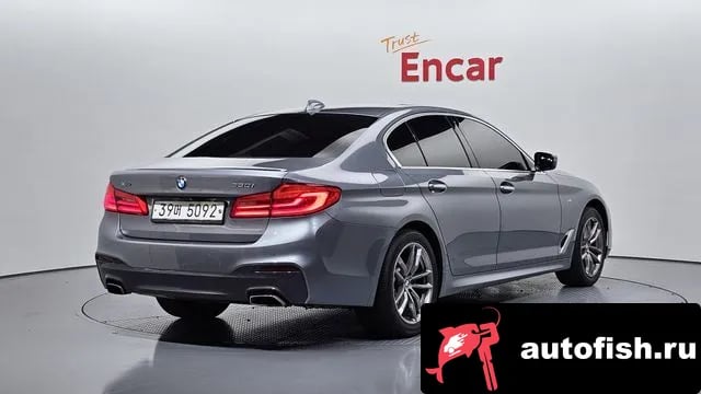 BMW 5-Series 5 Series (G30) 2018 года - вид 2