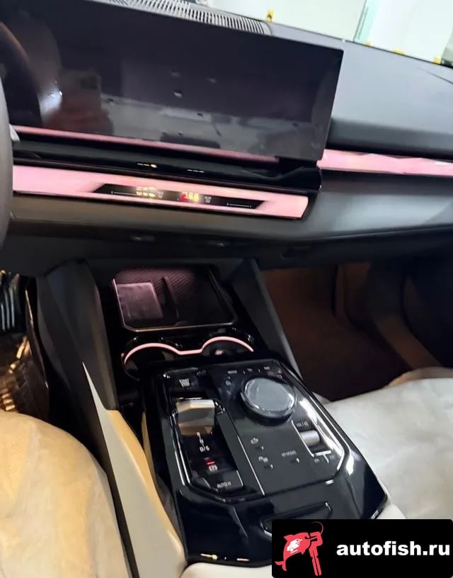 BMW 5-Series 5 Series (G60) 2025 года - похожие автомобили