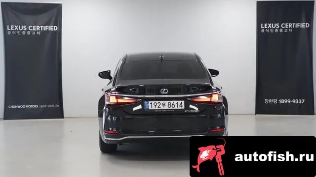 Lexus ES ES300h 7th generation 2025 года - вид 4
