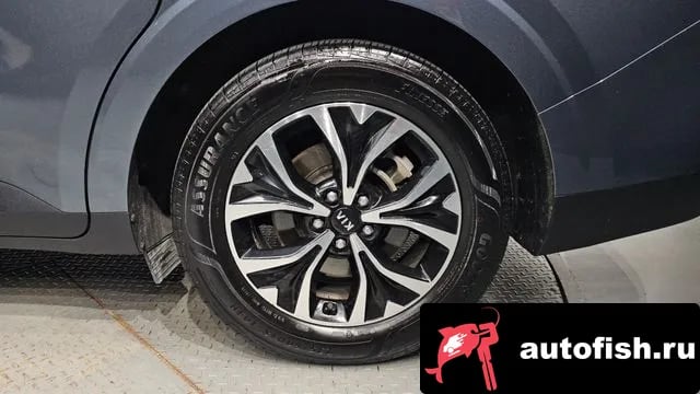 Kia Carnival Carnival 4th generation 2021 года - похожие автомобили