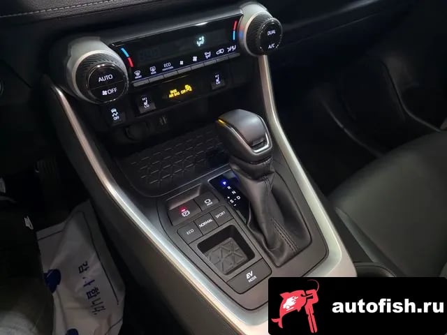 Toyota RAV4 RAV4 5th Generation 2024 года - вид 13