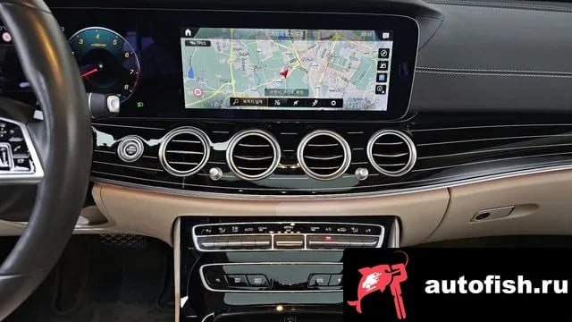 Mercedes-Benz E-Class E-Class W213 2021 года - похожие автомобили