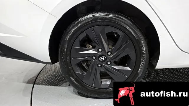 Hyundai AVANTE Avante Hybrid (CN7) 2021 года - вид 5