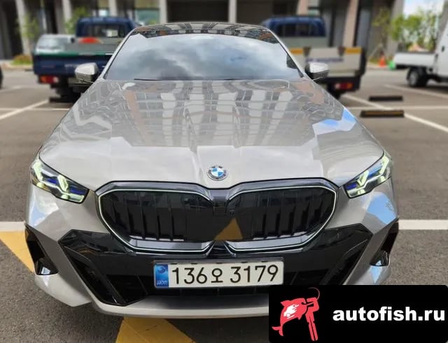 BMW 5-Series 5 Series (G60) 2025 года - похожие автомобили