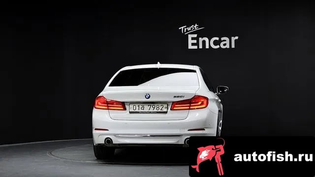 BMW 5-Series 5 Series (G30) 2019 года - вид 4